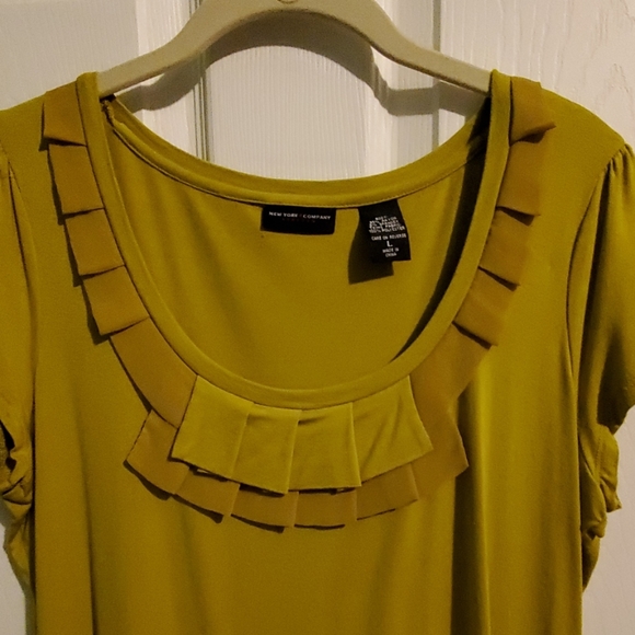 New York & Company Short Sleeve Blouse - Picture 2 of 7